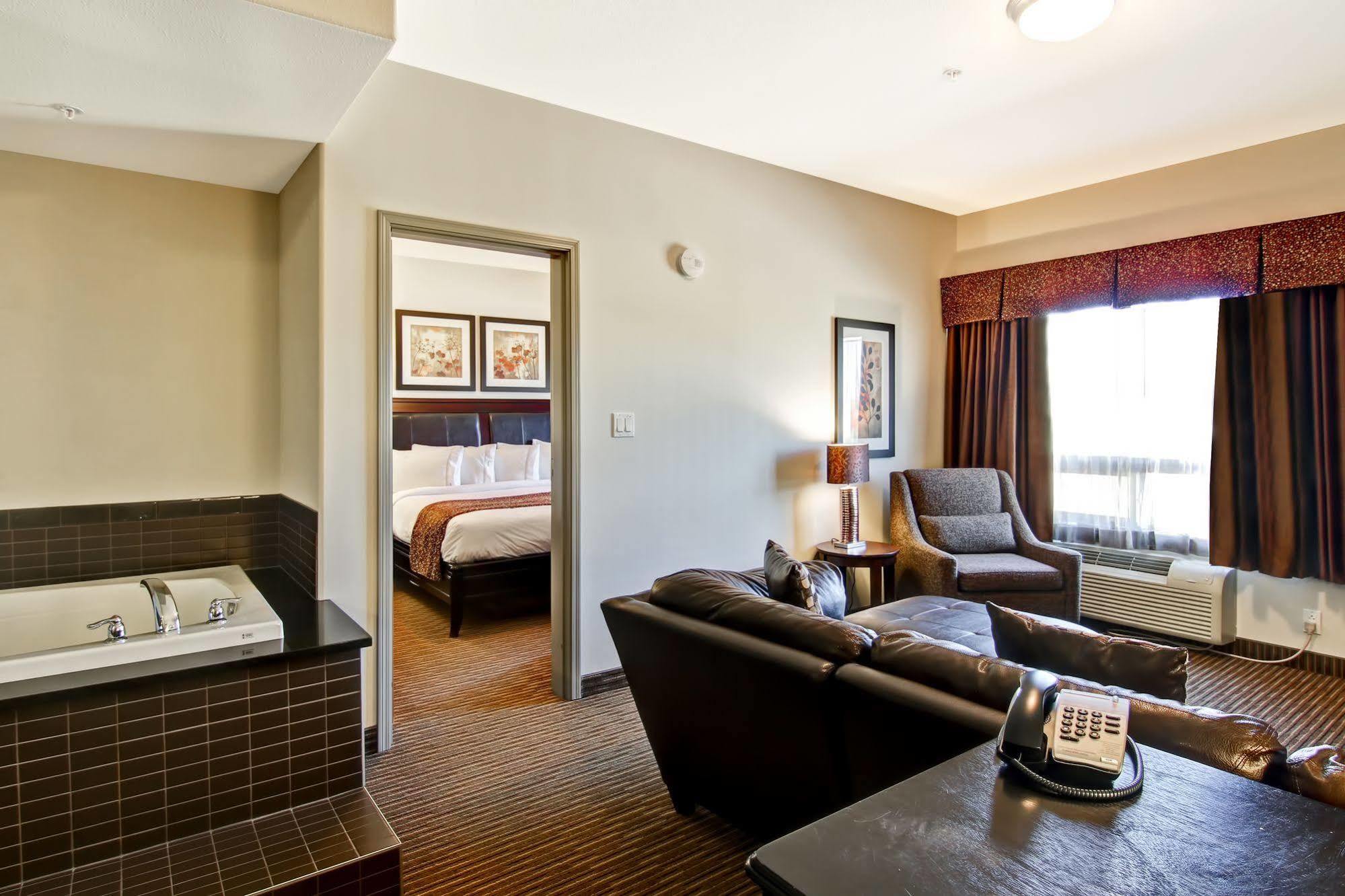 Canalta Hotel Tisdale Екстер'єр фото