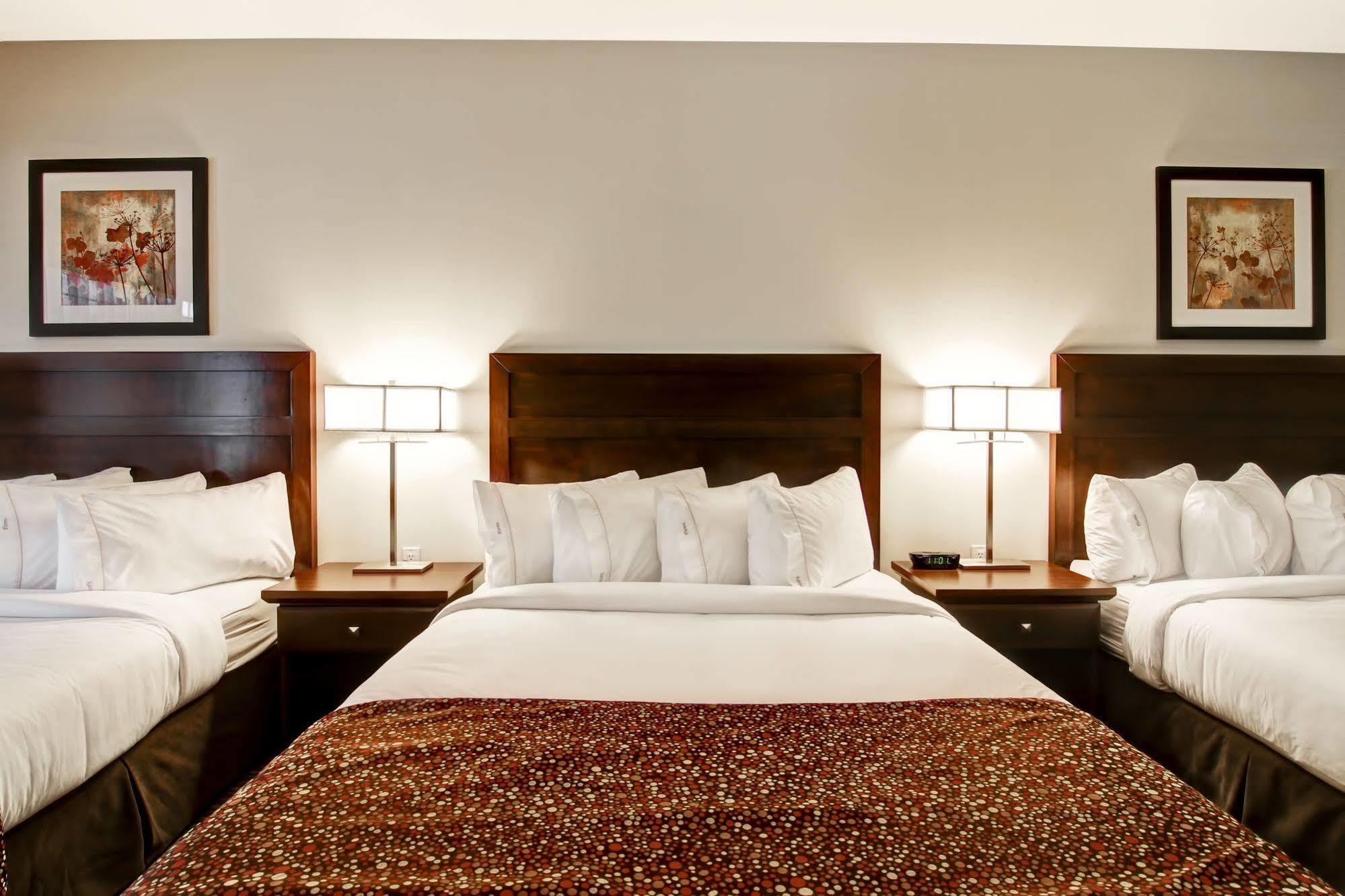 Canalta Hotel Tisdale Екстер'єр фото